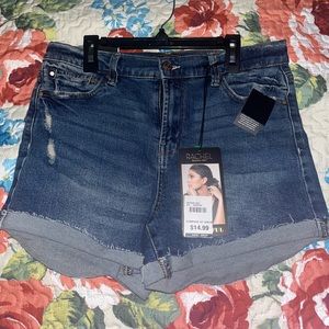 Rachel 8/28 shorts nwt